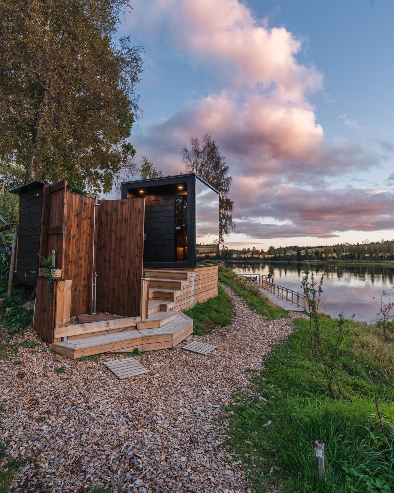 Wonderinn Riverside Årnes Buitenkant foto